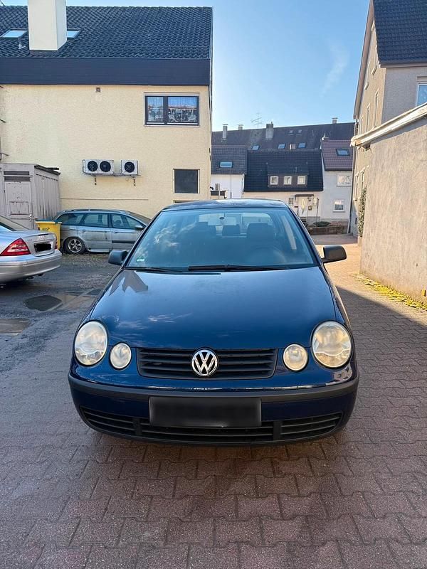 Gebraucht VW Polo 65 PS (47 kW) 2003 Blau Kleinwagen