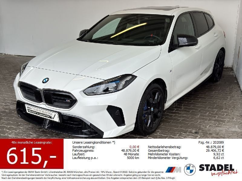 Weiß Gebraucht 2024 BMW M135 Shadowline Kleinwagen | 46.444 € - Bild 1/4