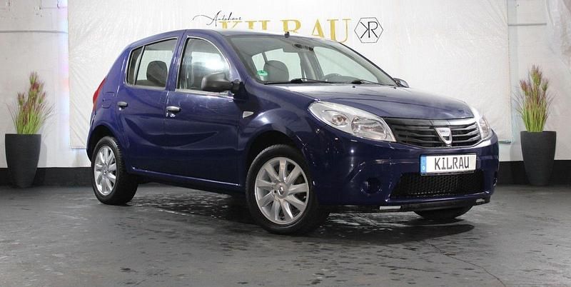 Second-hand Dacia Sandero Basis 75 CP (55 kW) 2009 Albastru Hatchback