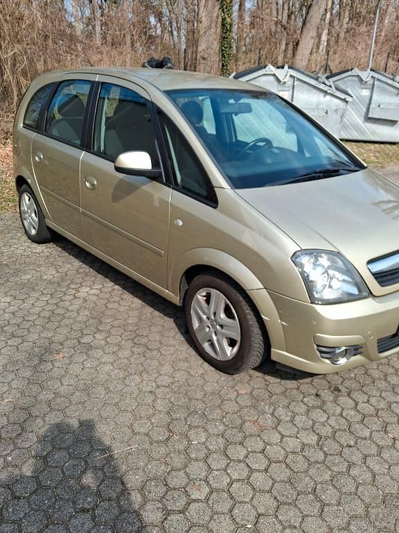 Gebraucht Opel Meriva Selection 105 PS (77 kW) 2010 Gold Van / Kleinbus