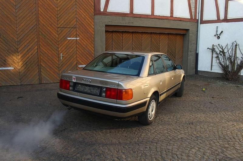 Gebraucht Audi 100 133 PS (97 kW) 1991 Gold Limousine
