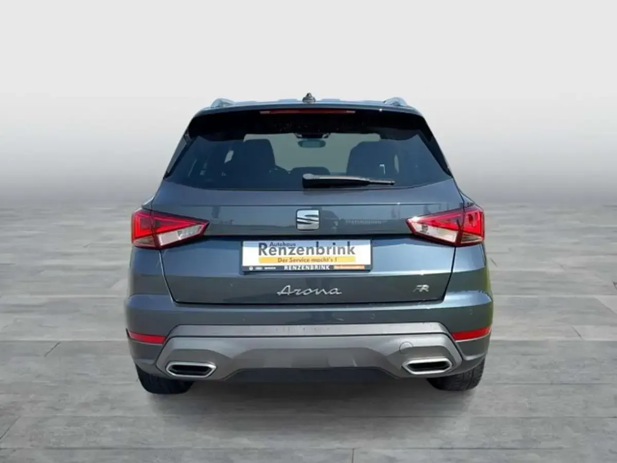 Gebraucht Seat Arona FR 150 PS (110 kW) 2022 Grau SUV