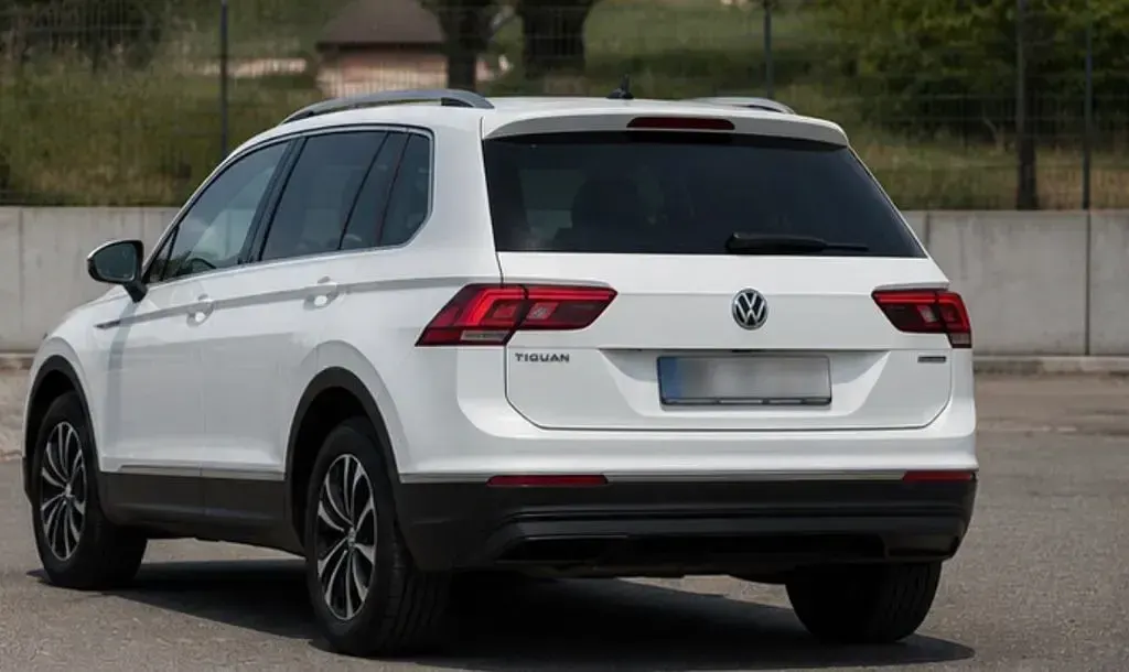 Gebraucht VW Tiguan Comfortline 150 PS (110 kW) 2020 Weiß SUV