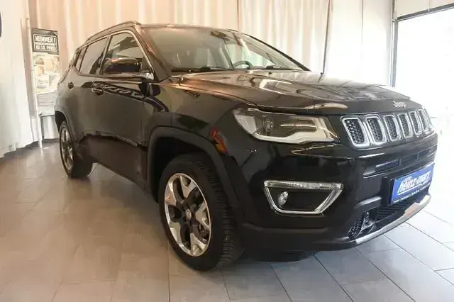 Used Jeep Compass Limited 170 HP (125 kW) 2018 Black SUV