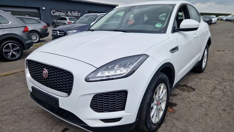Weiß Gebraucht 2019 Jaguar E-Pace SUV | 20.999 € (Superpreis) - Bild 1/4