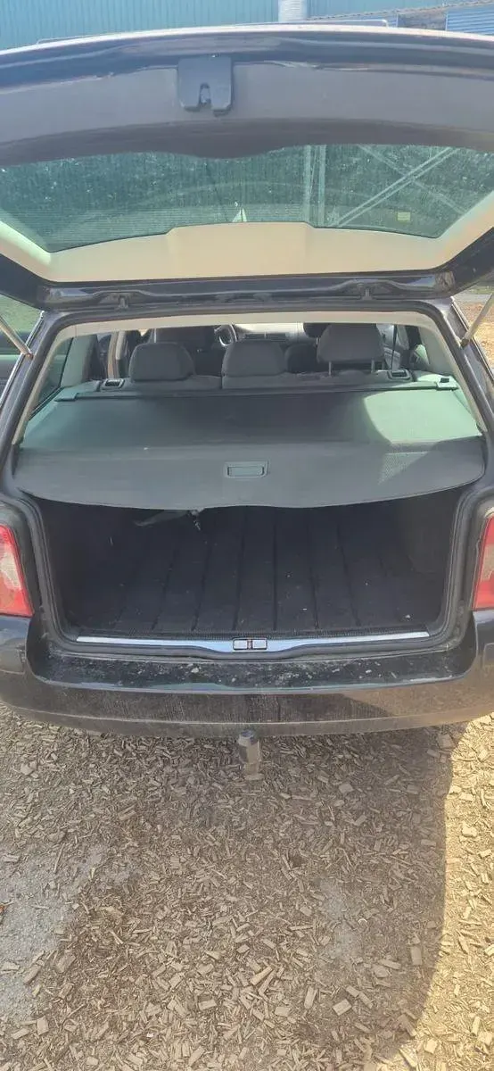 Gebraucht VW Passat 102 PS (75 kW) 2003 Schwarz Kombi