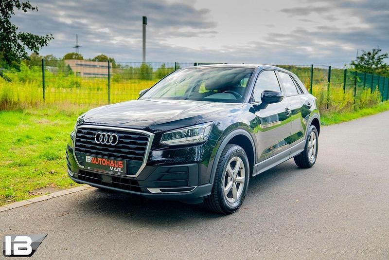 Gebraucht Audi Q2 Basis 116 PS (85 kW) 2019 Schwarz SUV