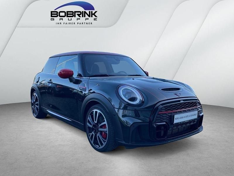 Gebraucht Mini John Cooper Works 231 PS (169 kW) 2023 Grün Kleinwagen