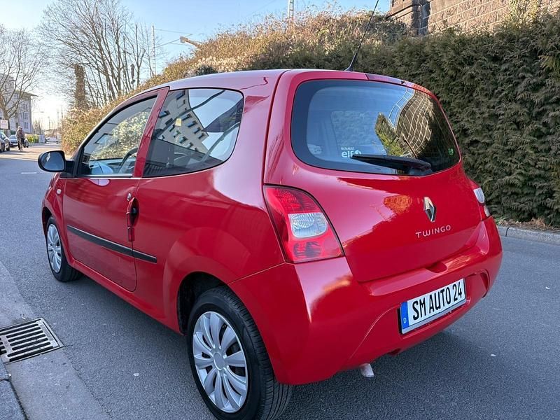 Gebraucht Renault Twingo 58 PS (42 kW) 2010 Rot Kleinwagen