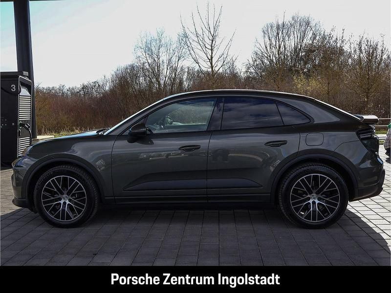 Neu Porsche Macan 264 kW (360 PS) 2026 Gruen SUV