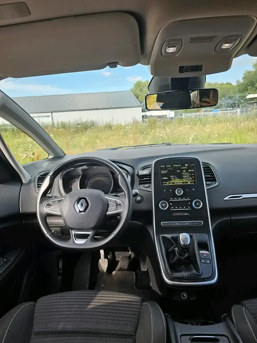 Gebraucht Renault Scenic E-Tech 120 PS (88 kW) 2021 Silber SUV