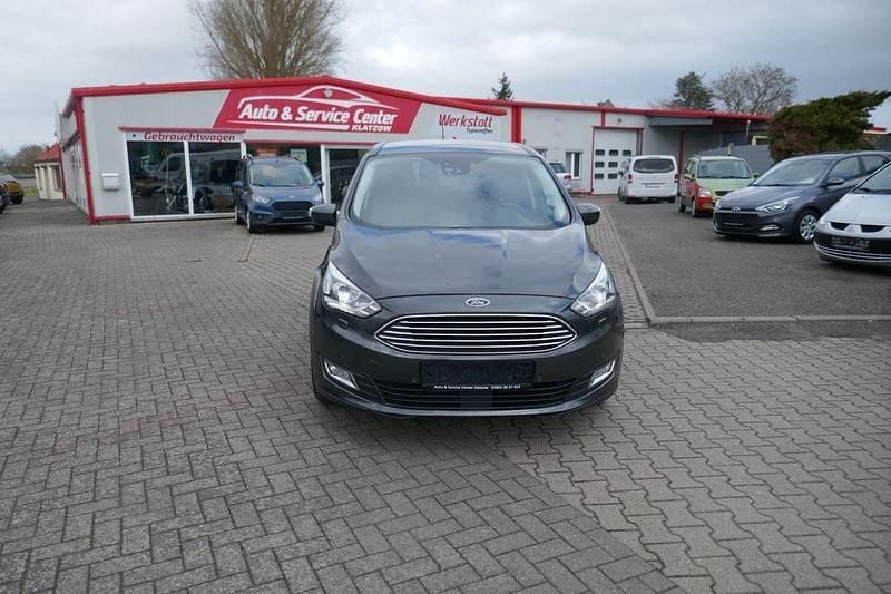 Gebraucht Ford Grand C-Max Titanium 150 PS (110 kW) 2018 Grau Van / Kleinbus