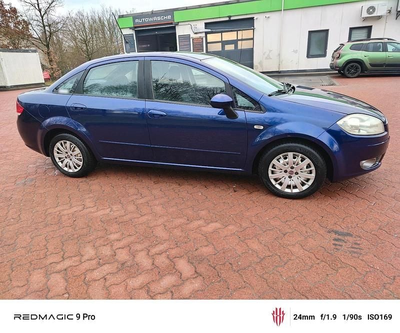 Gebraucht Fiat Linea 120 PS (88 kW) 2008 Blau Limousine