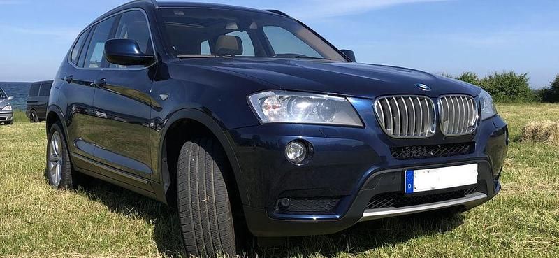 Blau Gebraucht 2014 BMW X3 Sport Line SUV | 17.800 € (Fairer Preis) - Bild 1/4