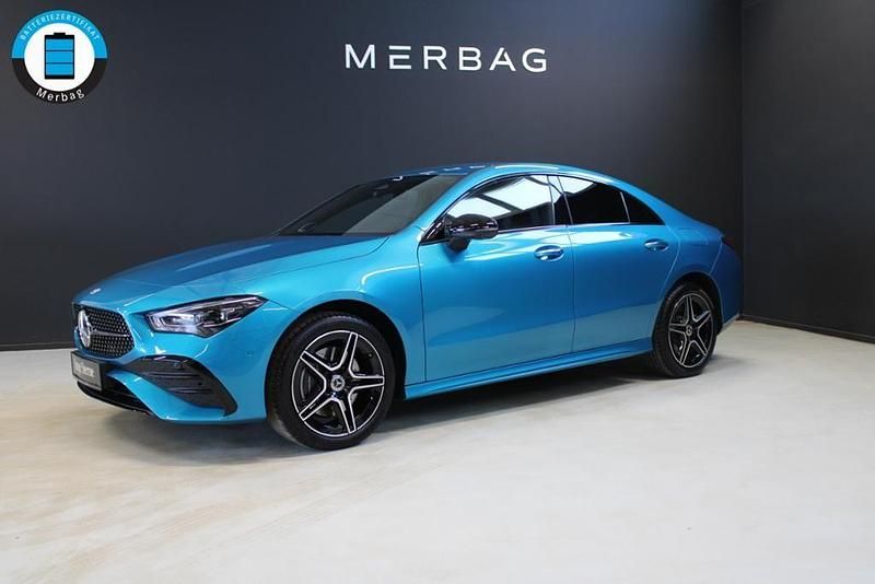 Blau Gebraucht 2024 Mercedes CLA250e AMG Limousine | 36.960 € (Fairer Preis) - Bild 1/4