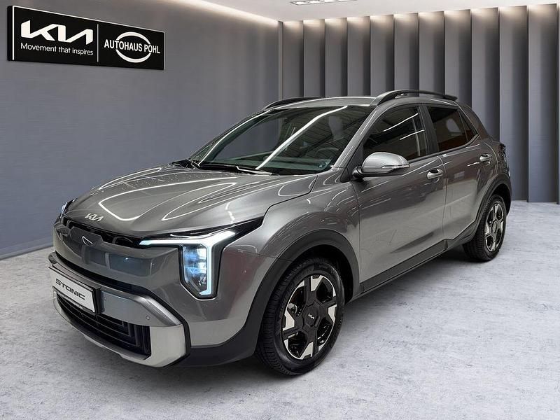 Neu Kia Stonic Vision 101 PS (74 kW) 2026 Grau SUV