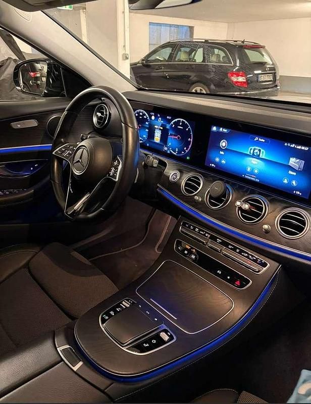 Gebraucht Mercedes E200 Avantgarde 160 PS (117 kW) 2021 Schwarz Kombi