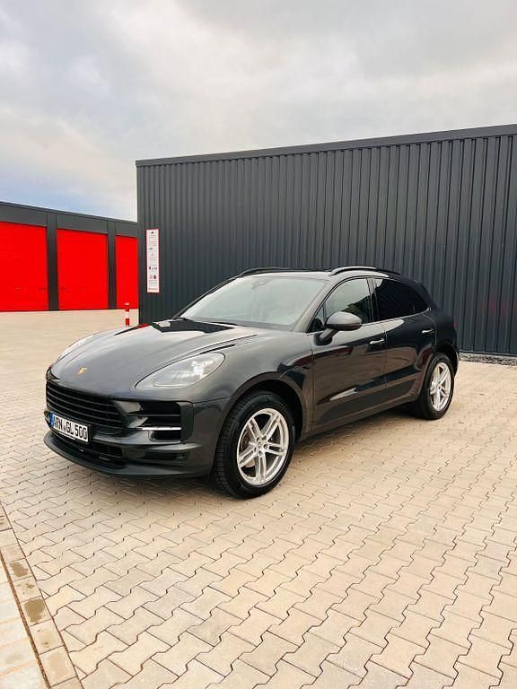 Gebraucht Porsche Macan 245 PS (180 kW) 2019 Grau SUV
