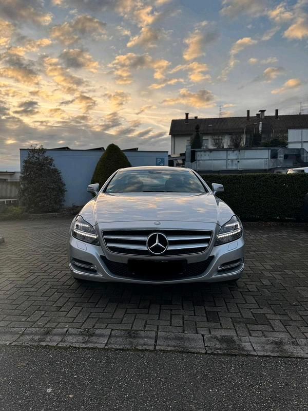 Gebraucht Mercedes CLS350 306 PS (225 kW) 2011 Silber Limousine