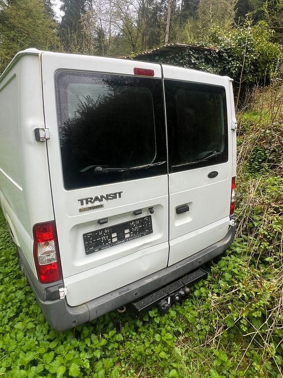 Second-hand Ford Transit 86 CP (63 kW) 2008 Alb