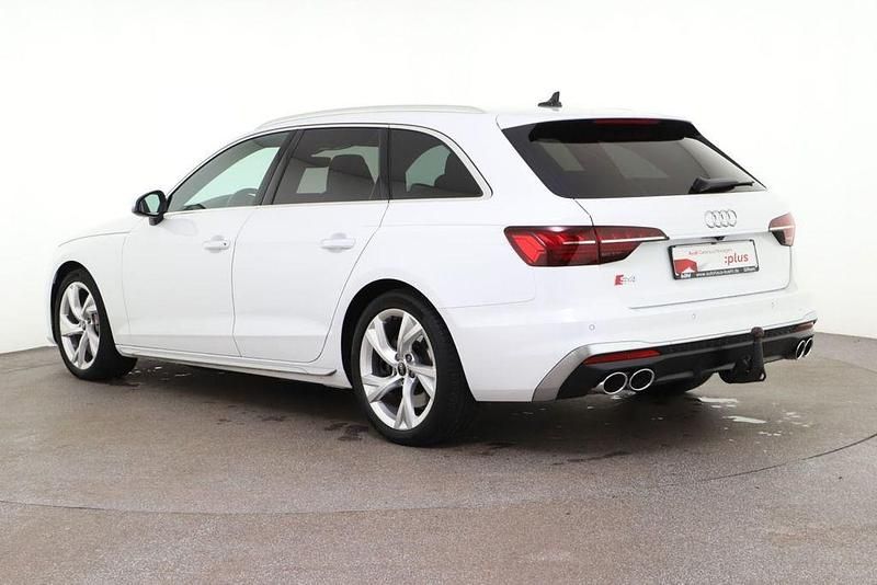 Gebraucht Audi S4 Ambiente 341 PS (250 kW) 2024 Arkonaweiß Kombi