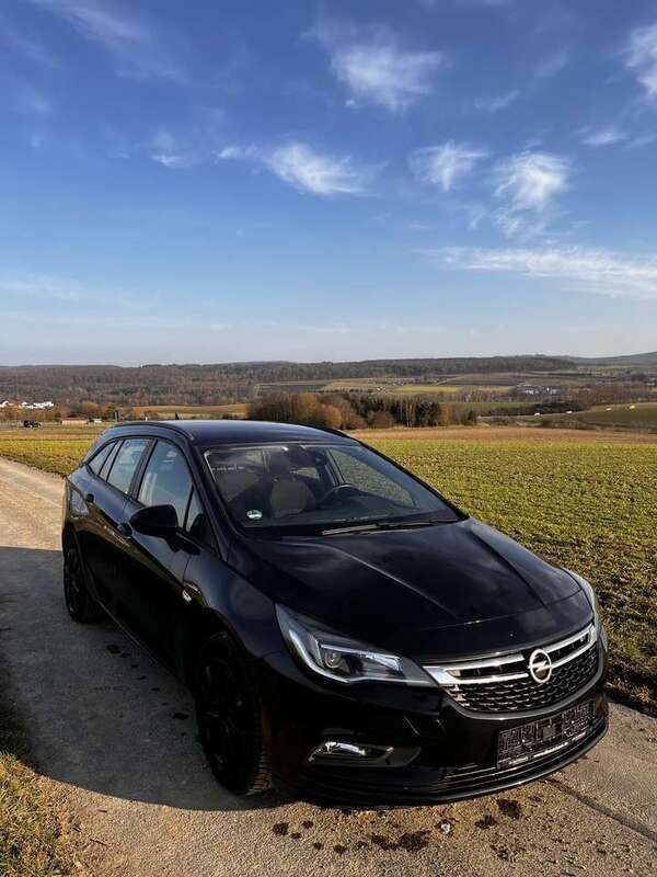 Schwarz Gebraucht 2017 Opel Astra Edition Kombi | 8.999 € (Fairer Preis) - Bild 1/4