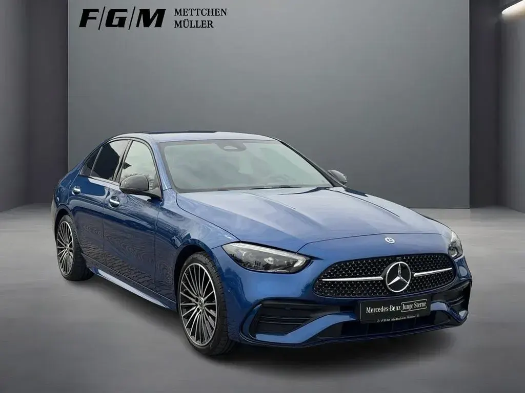 Gebraucht Mercedes C300 Premium 265 PS (194 kW) 2025 Lack spektralblau Limousine