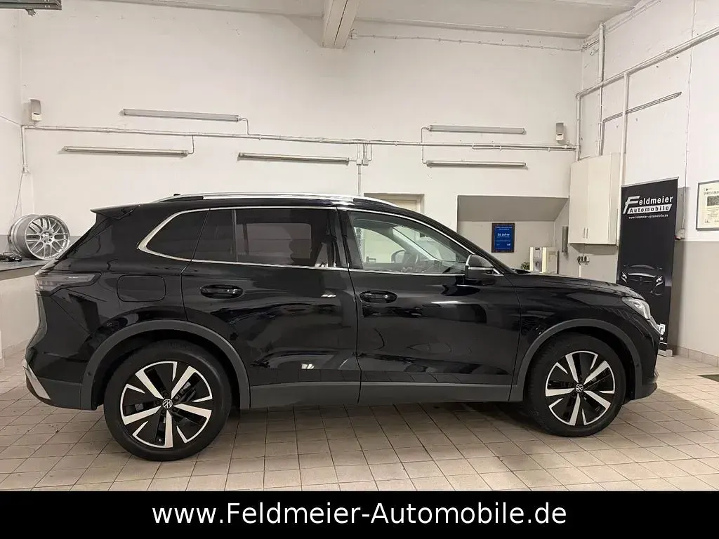 Gebraucht VW Tiguan Pro 150 PS (110 kW) 2024 Schwarz SUV