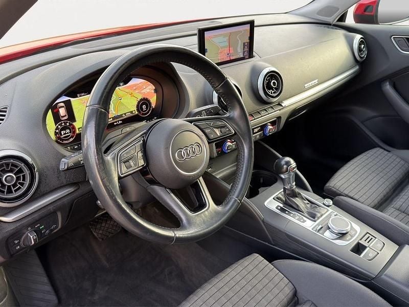 Gebraucht Audi A3 S-Line 190 PS (139 kW) 2018 Rot Limousine