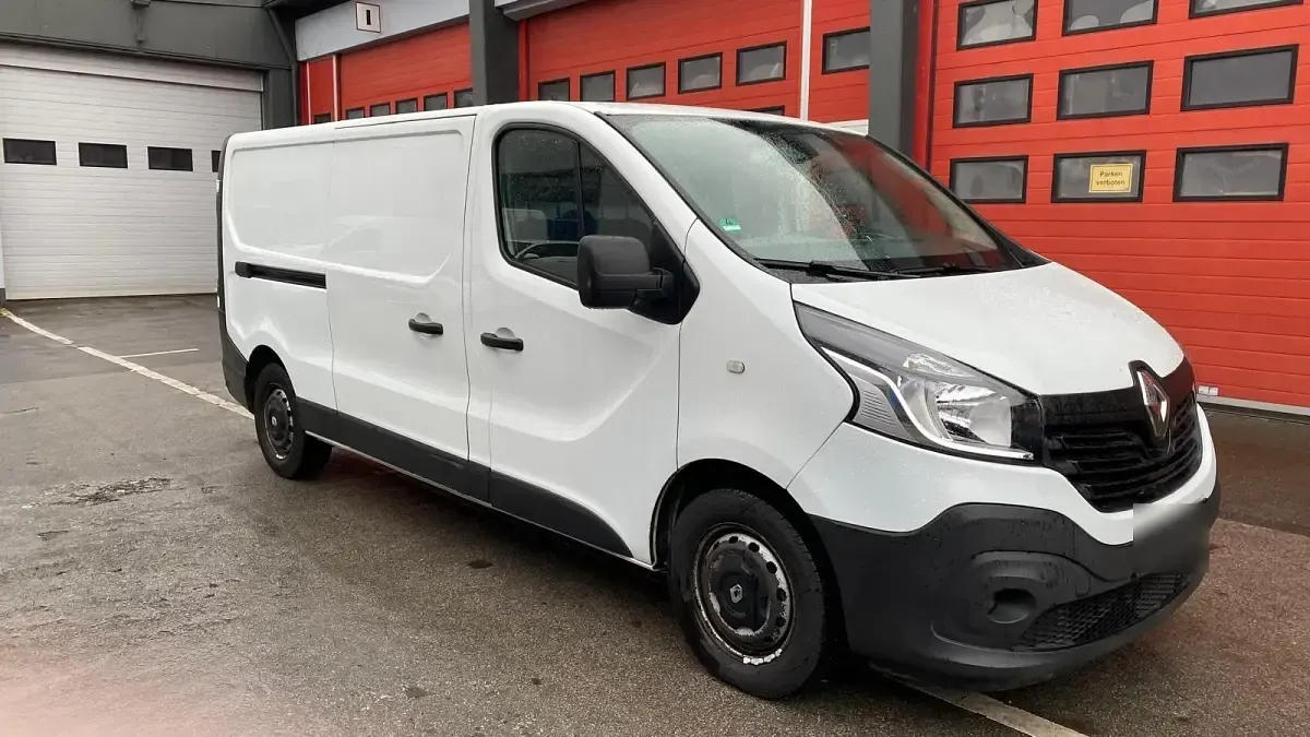 Gebraucht Renault Traffic 2017 Weiß Van / Kleinbus