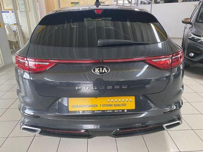 Gebraucht Kia ProCeed GT-Line 140 PS (102 kW) 2019 Grau Kleinwagen