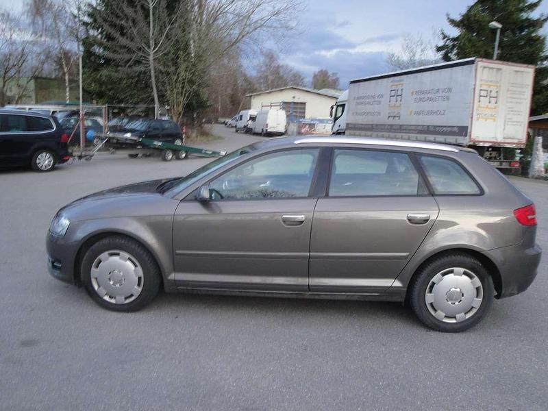 Gebraucht Audi A3 Ambition 160 PS (117 kW) 2010 Braun Kleinwagen