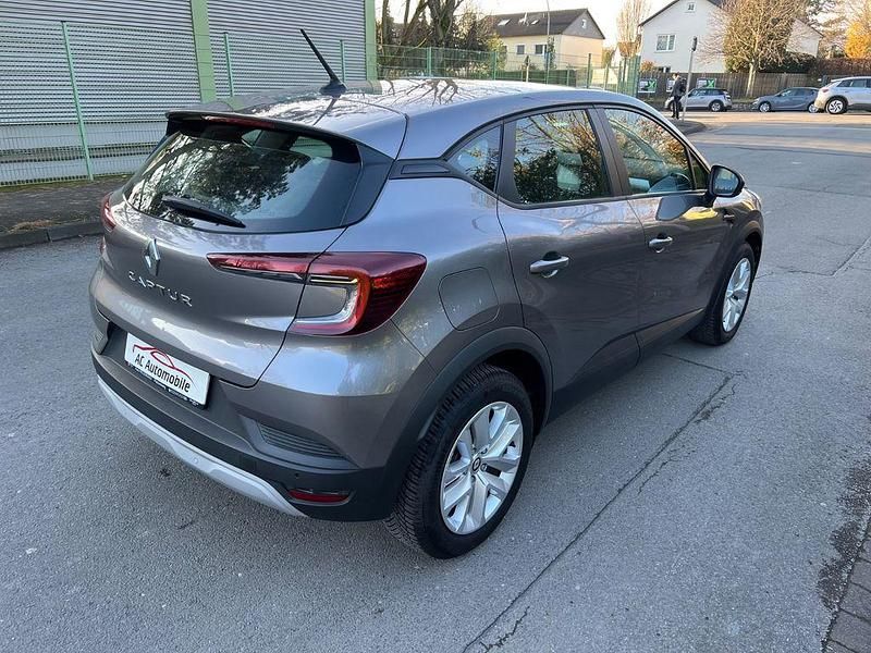 Gebraucht Renault Captur Equilibre 91 PS (66 kW) 2024 Grau SUV