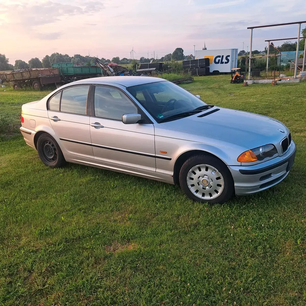 Gebraucht BMW 323 170 PS (125 kW) 2000 Silber Limousine