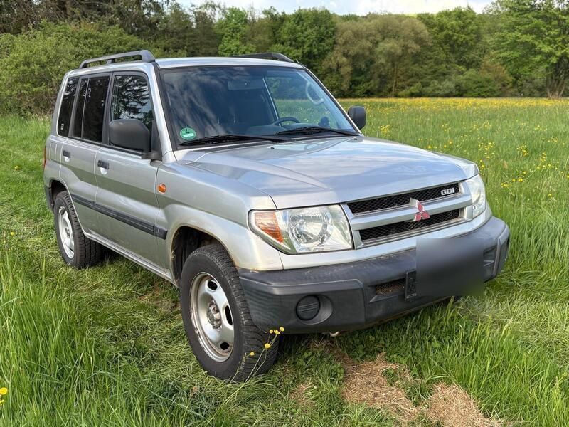 Grau Gebraucht 2001 Mitsubishi Pajero SUV | 3.550 € (Superpreis) - Bild 1/4