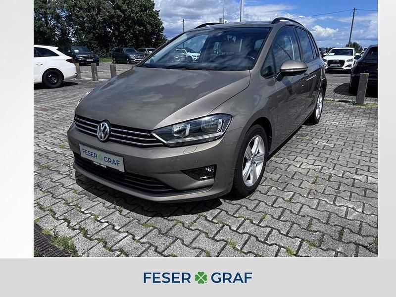 Pyramid gold metallic Gebraucht 2015 VW Golf VII Comfortline Limousine | 9.750 € (Fairer Preis) - Bild 1/4
