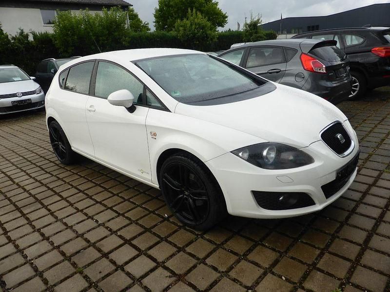 Gebraucht Seat Leon Copa 105 PS (77 kW) 2012 Weiß Limousine