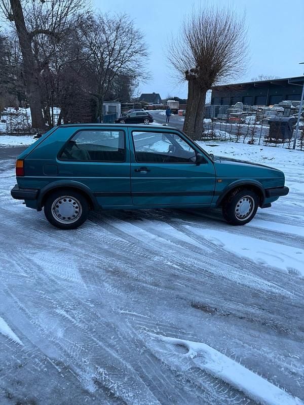 Gebraucht VW Golf III 75 PS (55 kW) 1992 Grün Kleinwagen