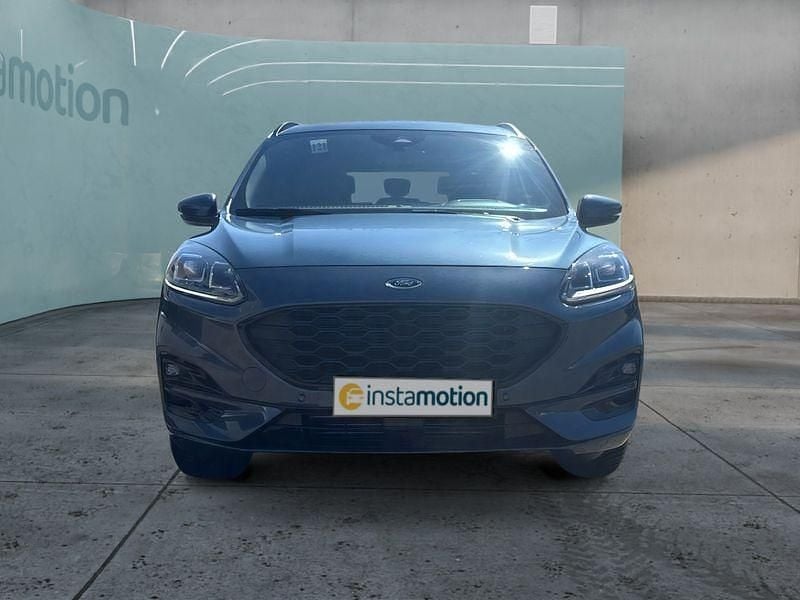 Gebraucht Ford Kuga 151 PS (111 kW) 2024 Blau SUV
