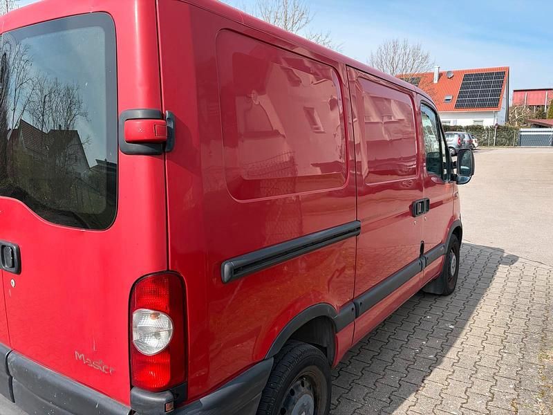 Second-hand Renault Master 116 CP (85 kW) 2004 Roșu Monovolum