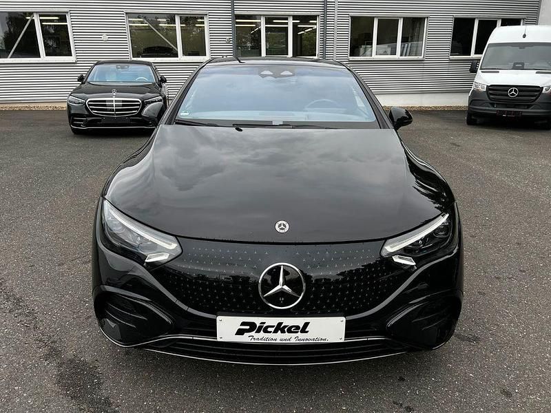 Gebraucht Mercedes EQE350 214 kW (292 PS) 2022 Schwarz Limousine