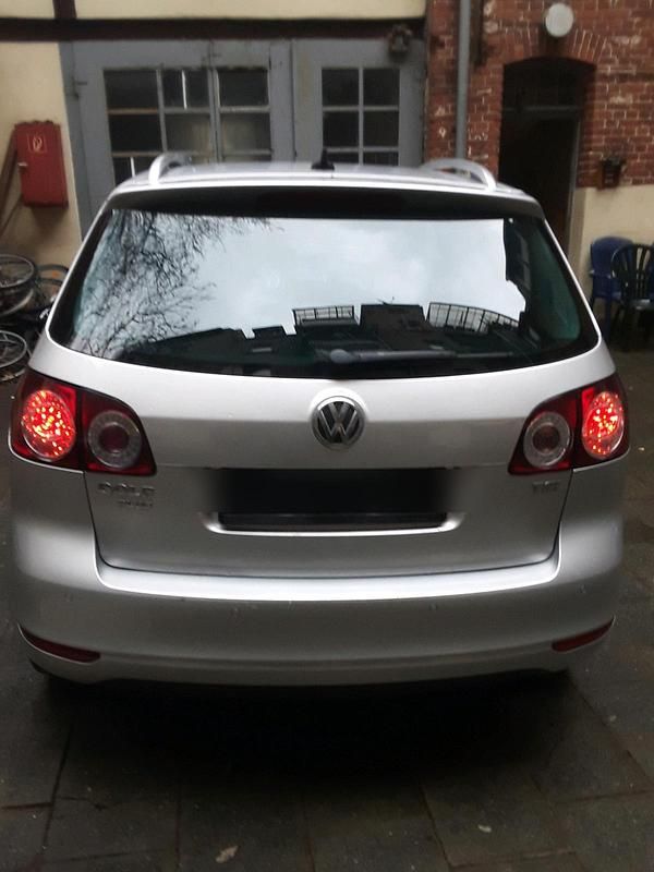 Silber Gebraucht 2011 VW Golf VI Kleinwagen | 3.200 € (Guter Preis) - Bild 1/4