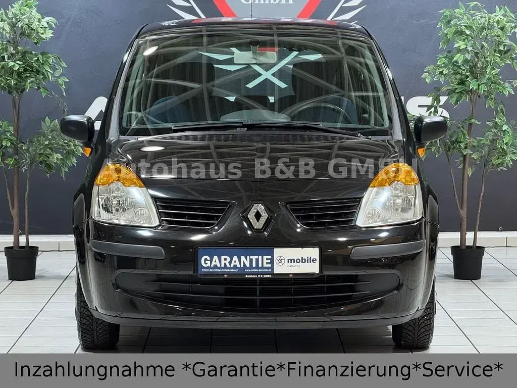 Używany Renault Modus 75 KM (55 kW) 2004 Czarny Minivan