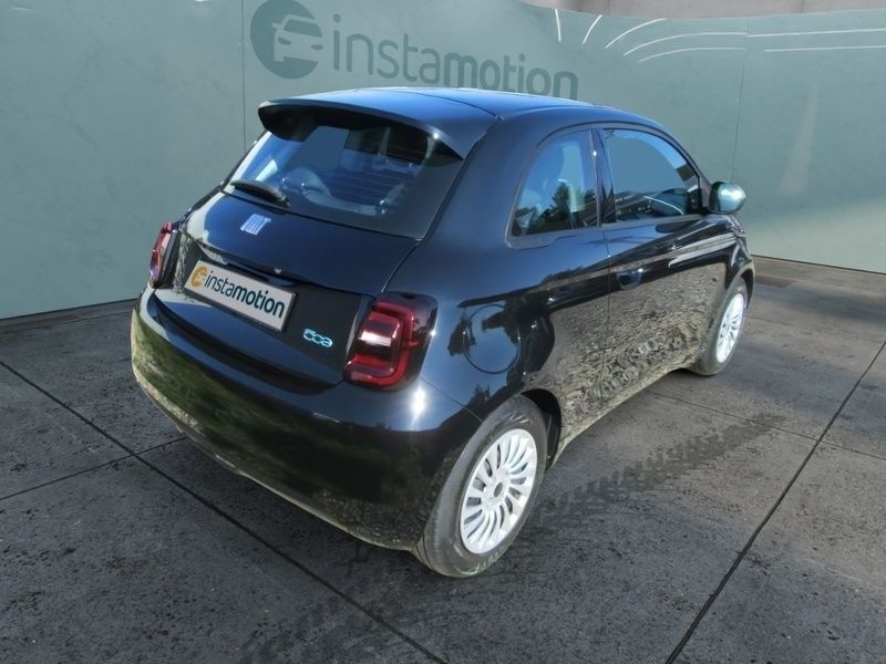 Gebraucht Fiat 500e Action 69 kW (95 PS) 2022 Schwarz Limousine