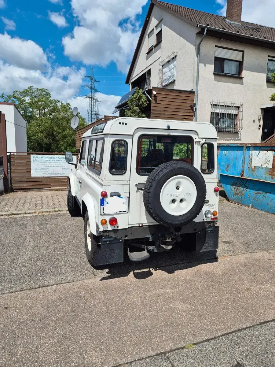 Gebraucht Land Rover Defender 122 PS (89 kW) 2006 Weiß SUV