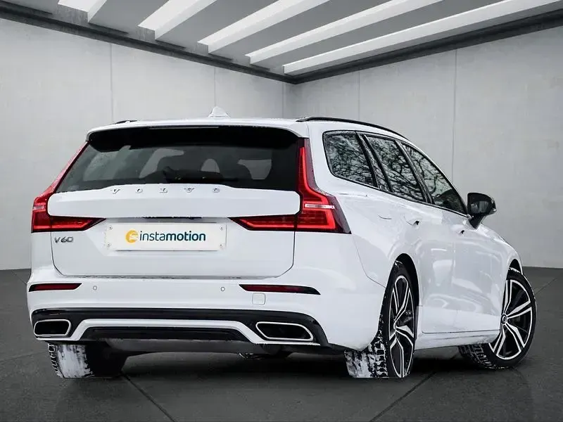Gebraucht Volvo V60 253 PS (186 kW) 2021 Weiß Kombi