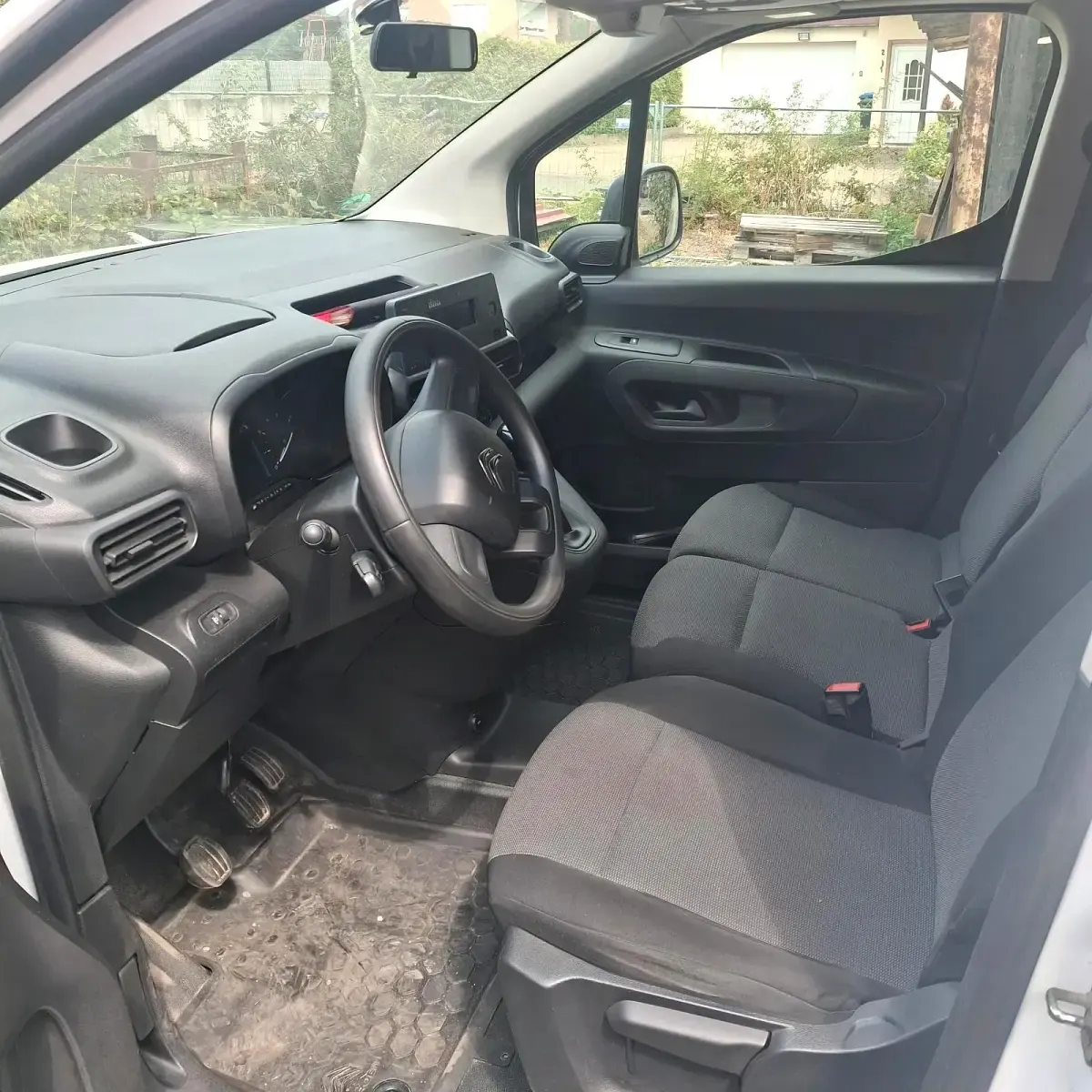 Gebraucht Citroën Berlingo 76 PS (55 kW) 2020 Weiß Van / Kleinbus