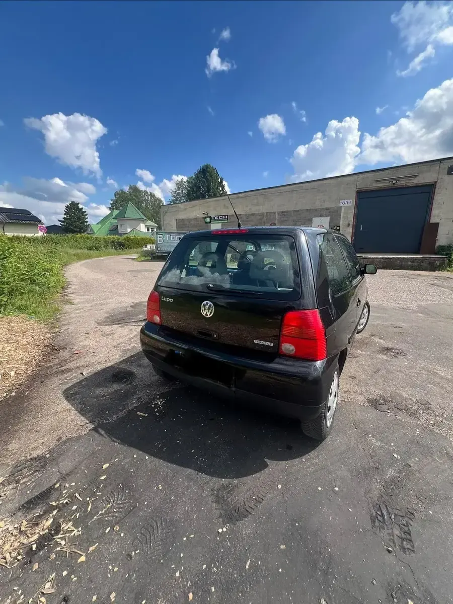Gebraucht VW Lupo 50 PS (36 kW) 2001 Schwarz Kleinwagen