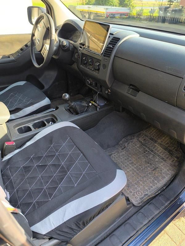 Gebraucht Nissan Navara 190 PS (139 kW) 2010 Blau Pickup