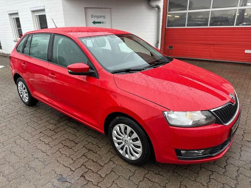 Gebraucht Skoda Rapid 95 PS (69 kW) 2018 Rot Limousine